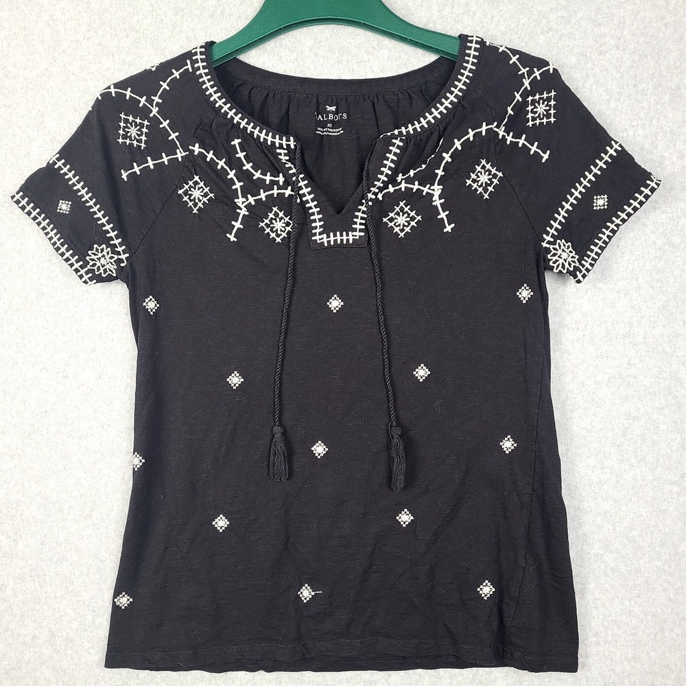 Talbots Black Geometric Embroidered 100% Cotton Split V-Neck Tee | Women's XS